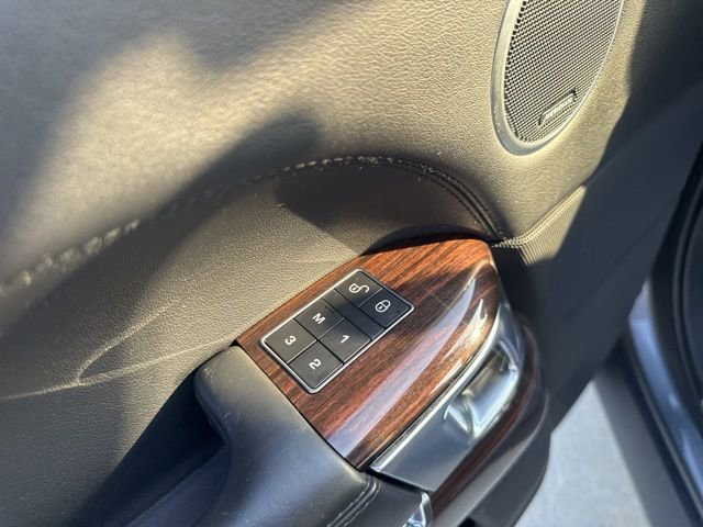 Used 2017 Land Rover Range Rover Supercharged AWD/4WD image 28