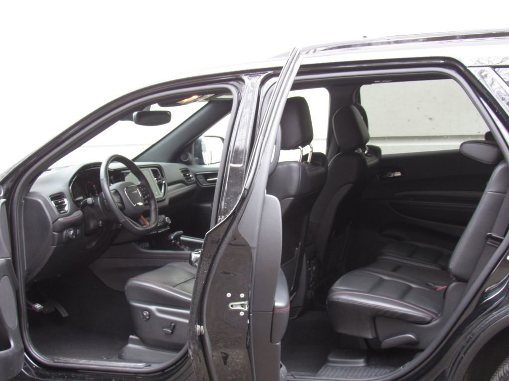 Used 2025 Dodge Durango GT image 14