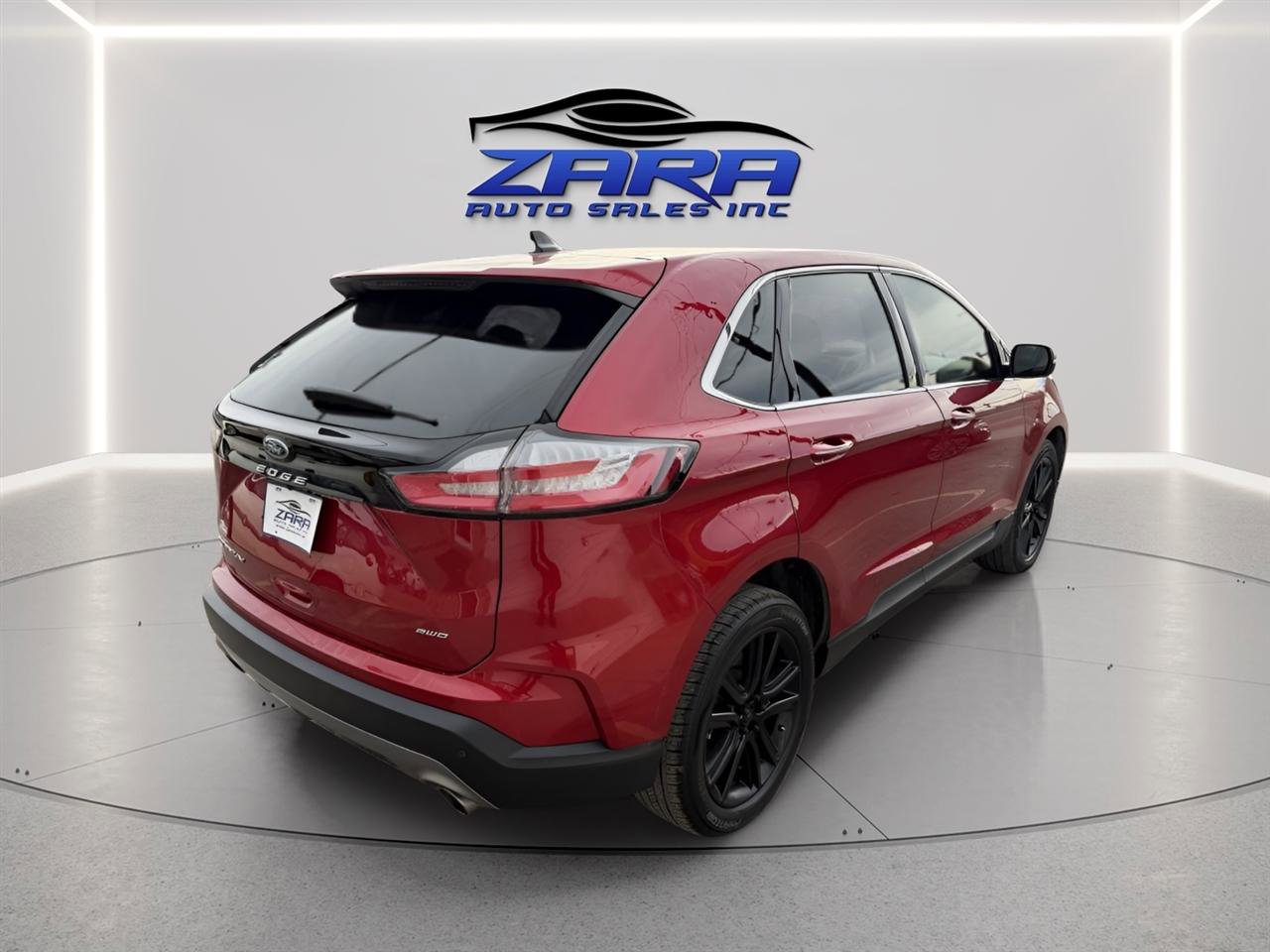 Used 2024 Ford Edge Titanium w/ Equipment Group 301A image 6