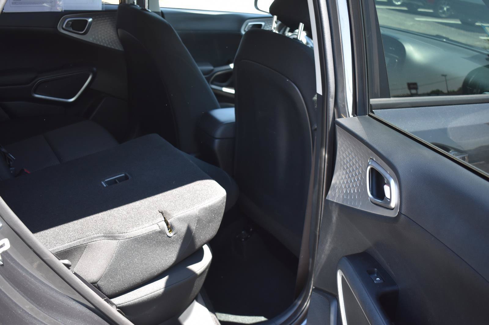 Used 2024 Kia Soul LX w/ Option Group 015 FWD image 15