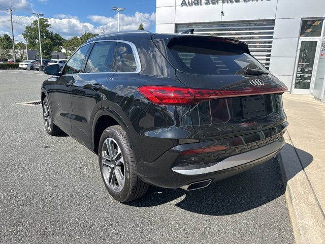 New 2025 Audi Q5 Premium image 3
