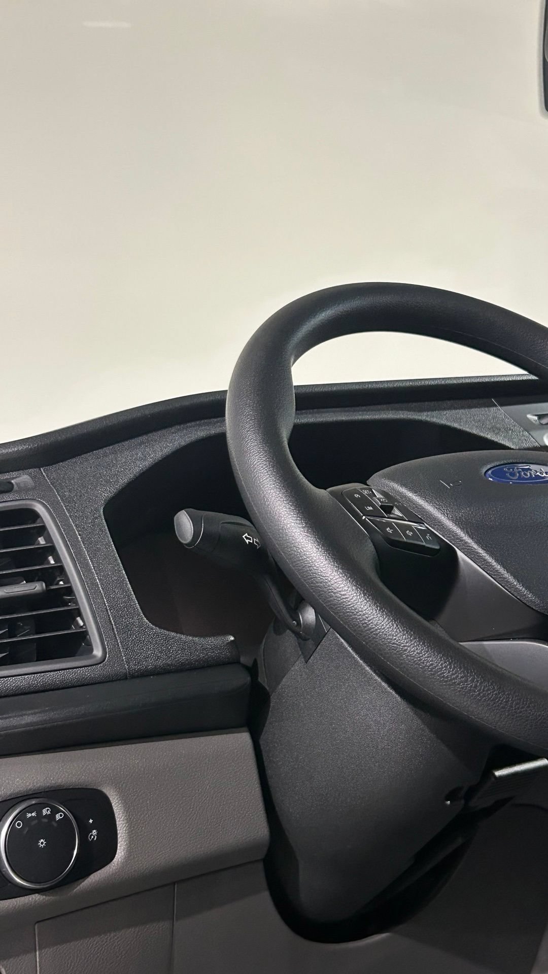 New 2026 Ford Transit 350 XL RWD image 31
