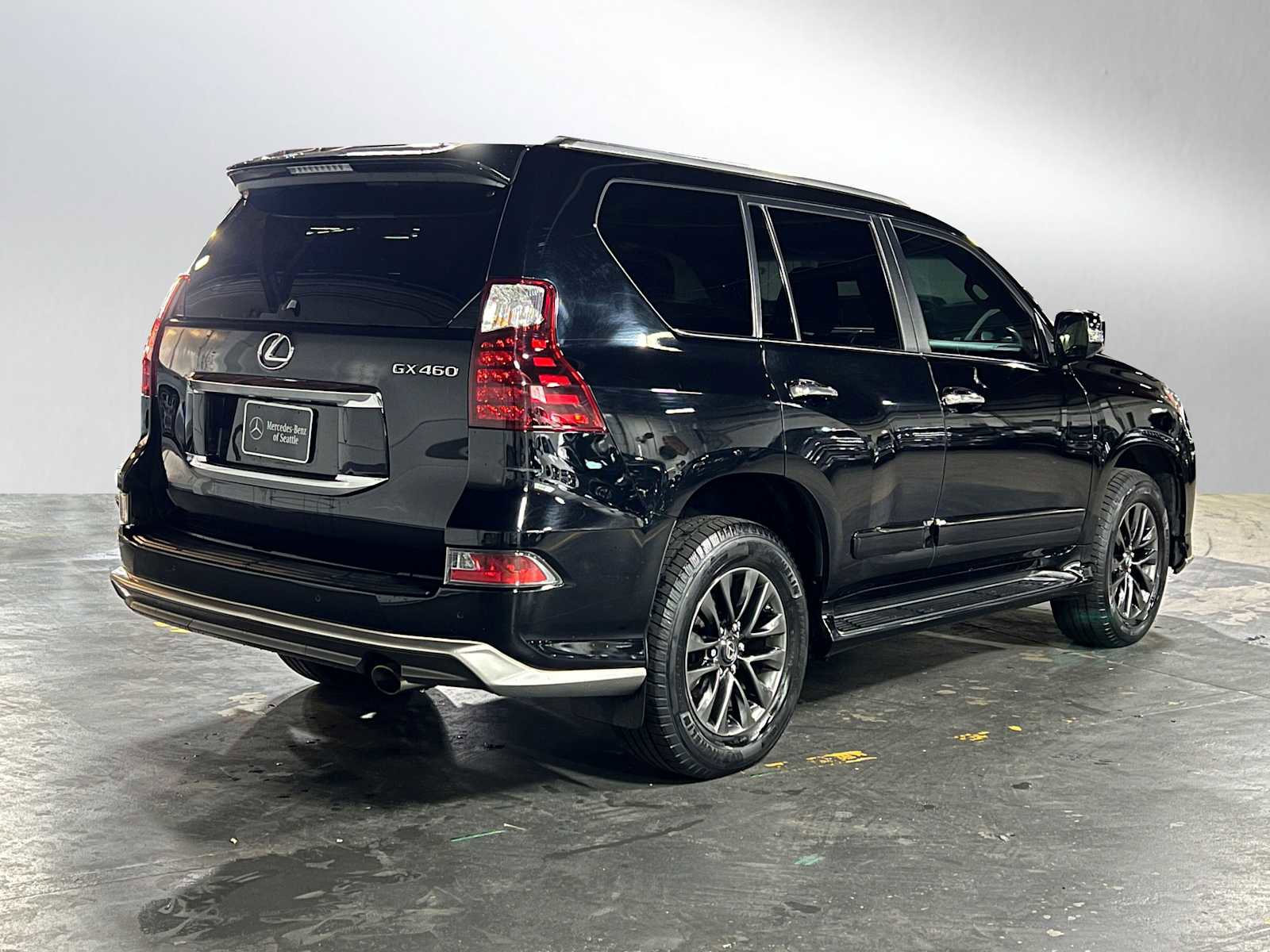 Used 2018 Lexus GX 460 Premium AWD/4WD image 3