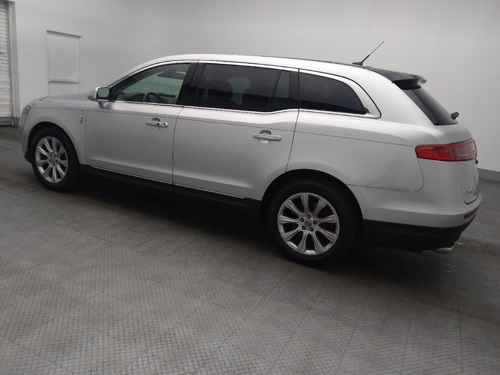 Used 2018 Lincoln MKT AWD w/ Technology Package image 3