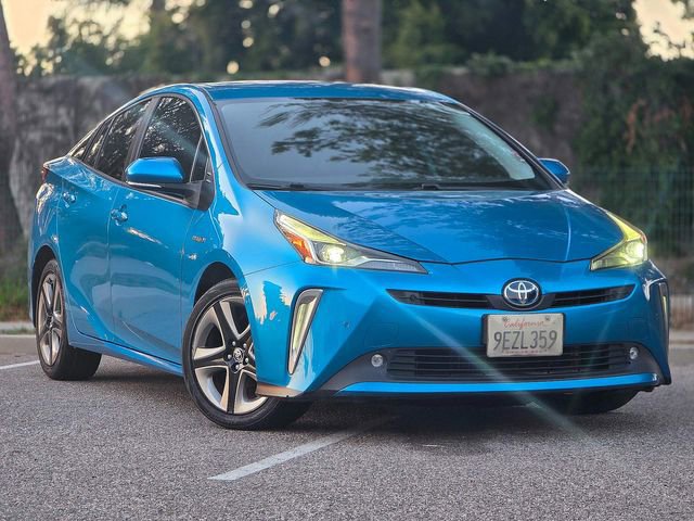 Used 2022 Toyota Prius XLE FWD image 1
