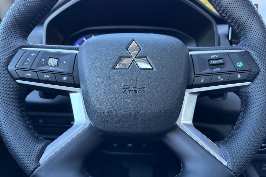 New 2026 Mitsubishi Outlander SE AWD/4WD image 24