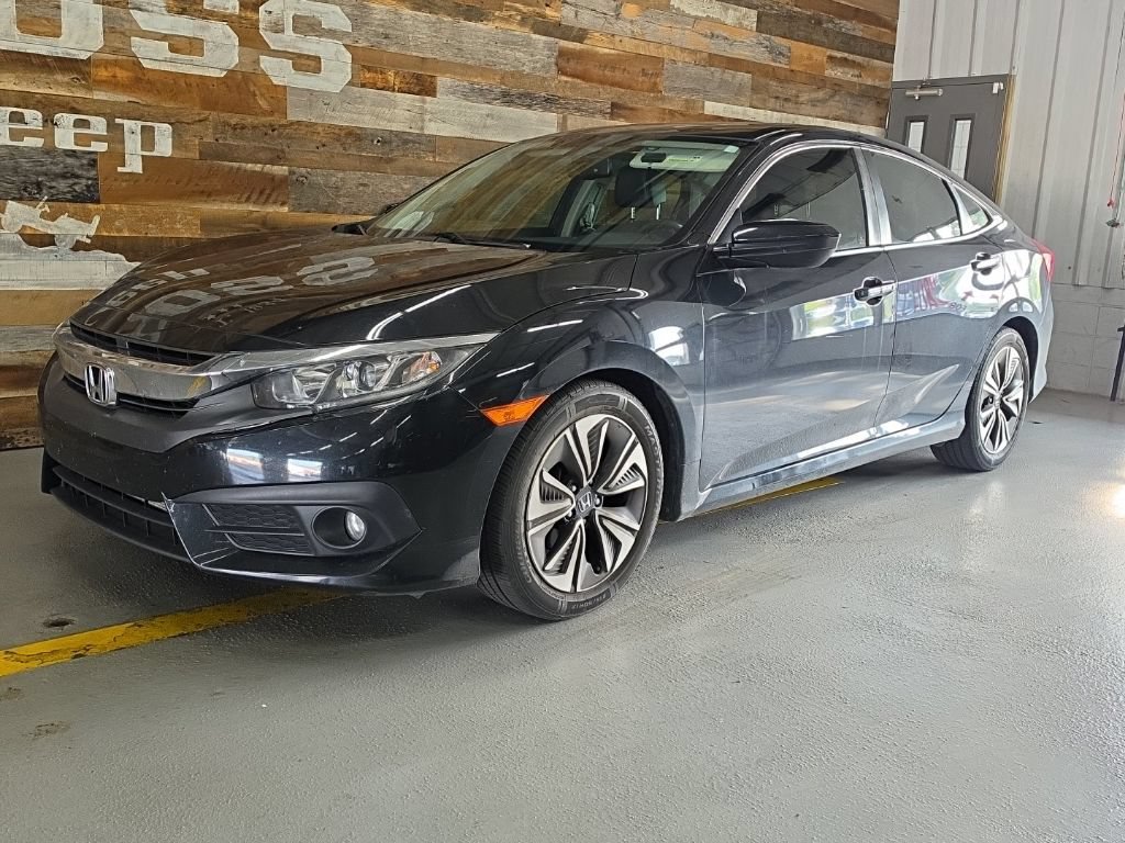 Used 2018 Honda Civic EX-L image 2