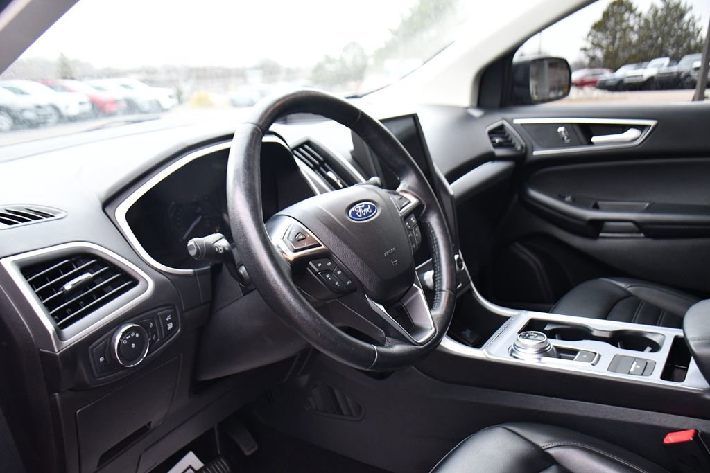 Used 2021 Ford Edge SEL w/ Convenience Package image 11