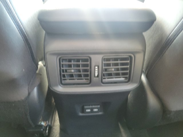 Used 2025 Toyota RAV4 XLE FWD image 12