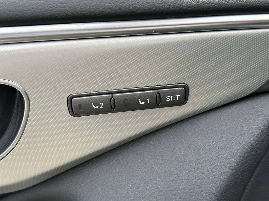 Used 2023 INFINITI Q50 Luxe AWD/4WD image 25
