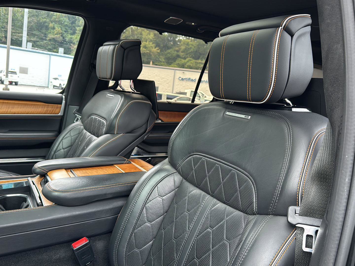 Used 2022 Jeep Grand Wagoneer Series III w/ Rear Seat Video Group 1 image 28