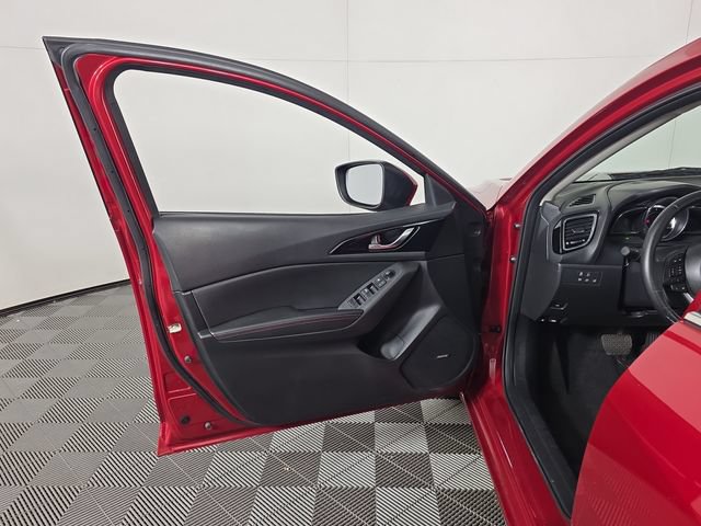 Used 2016 MAZDA MAZDA3 s Grand Touring w/ Technology Package FWD image 21