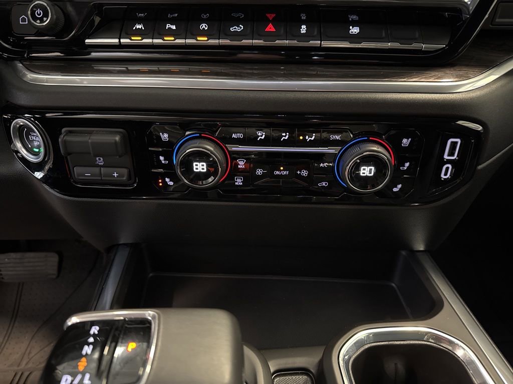 Used 2024 Chevrolet Silverado 1500 LTZ w/ LTZ Premium Package image 21