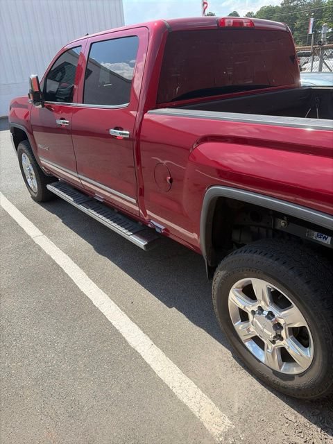 Used 2018 GMC Sierra 2500 SLT w/ Duramax Plus Package AWD/4WD image 14