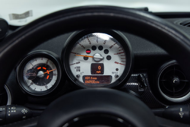 Used 2013 MINI Cooper Roadster S FWD image 2