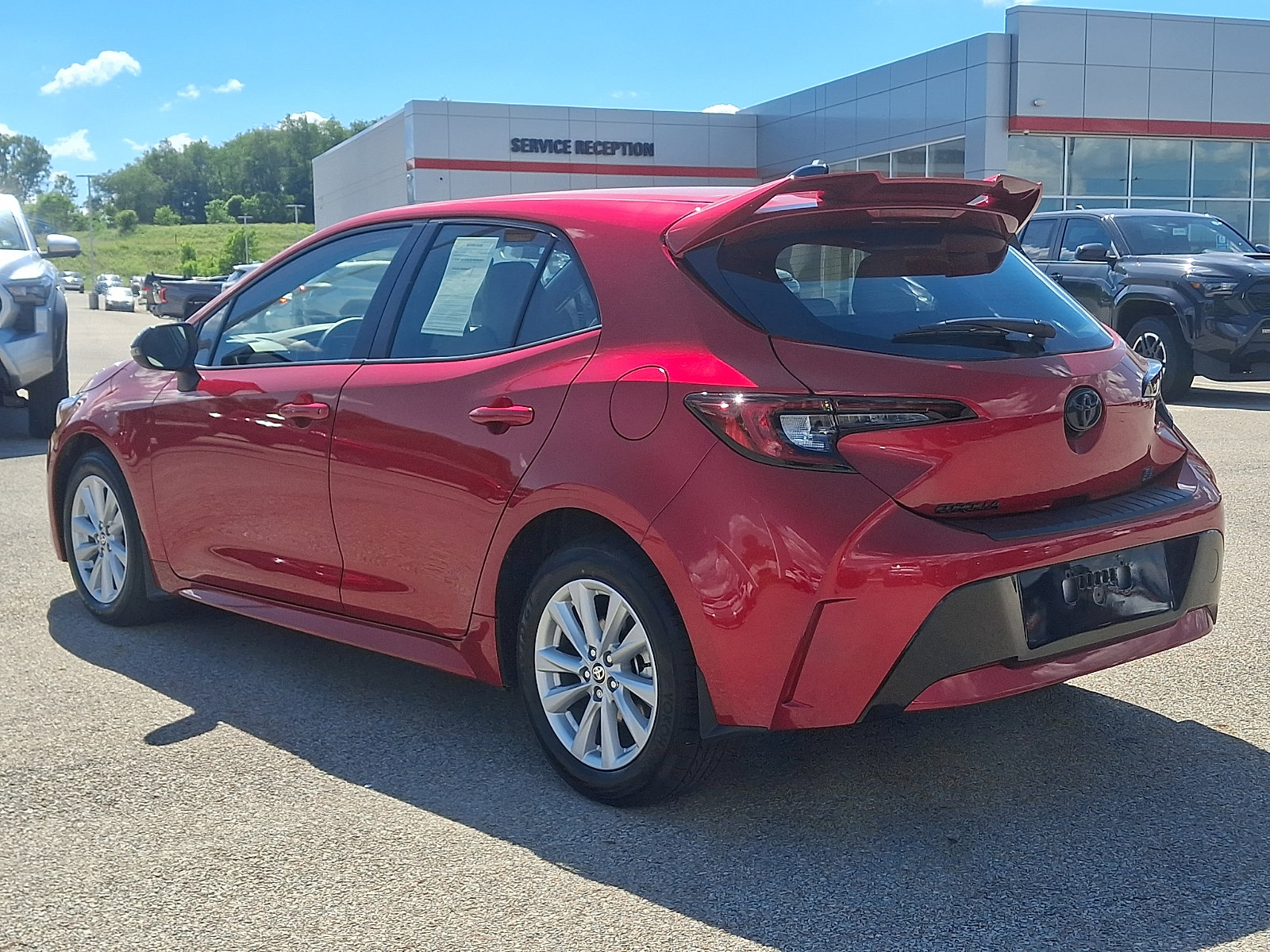 Used 2026 Toyota Corolla SE FWD image 4