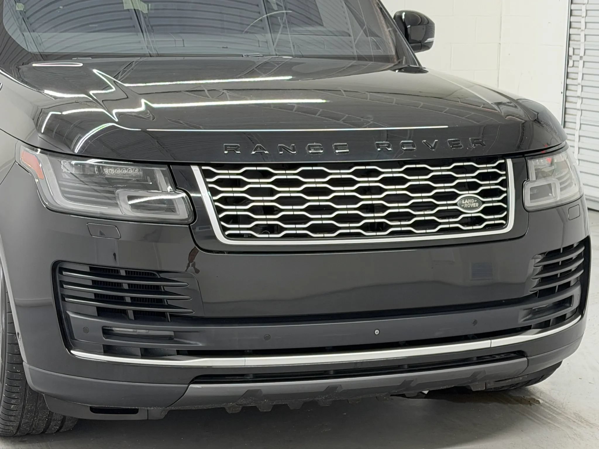 Used 2018 Land Rover Range Rover Supercharged AWD/4WD image 96