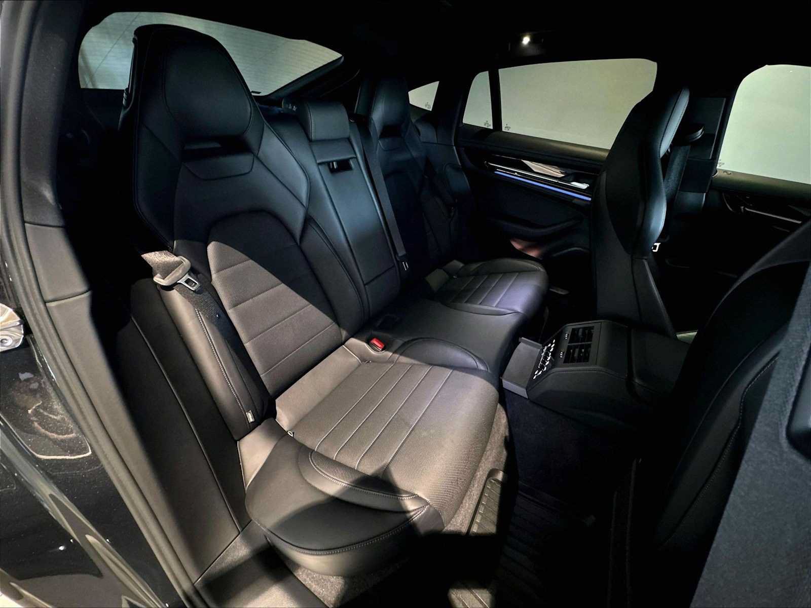 Used 2024 Porsche Panamera 4 AWD/4WD image 33