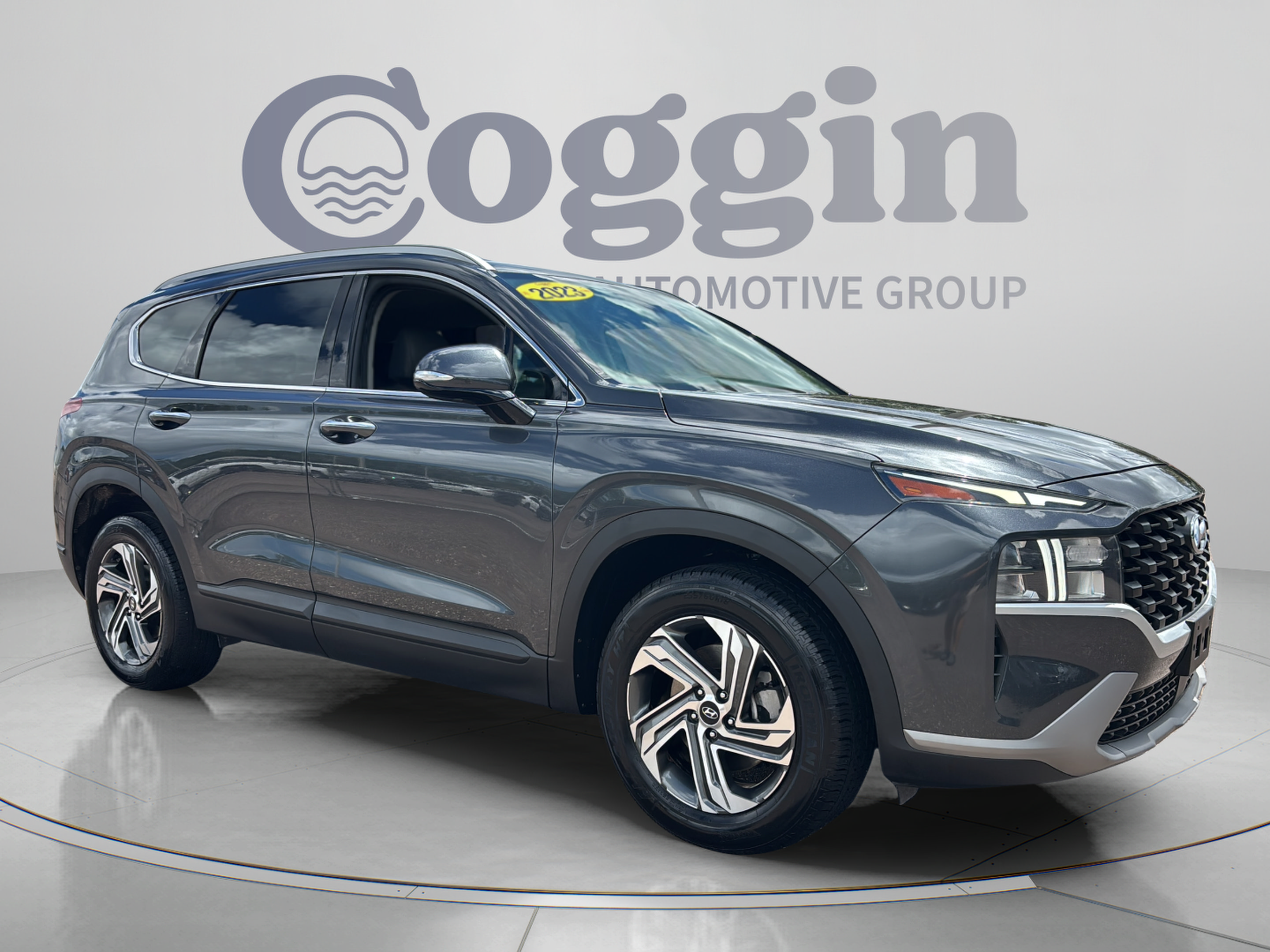 Used 2023 Hyundai Santa Fe SEL FWD image 8