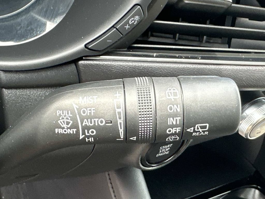 Used 2024 MAZDA MAZDA3 s FWD image 23