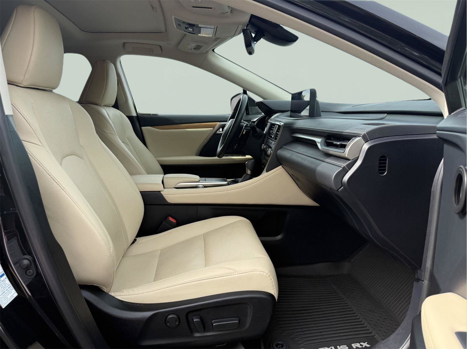 Certified 2022 Lexus RX 350L Premium w/ Premium Package AWD/4WD image 14