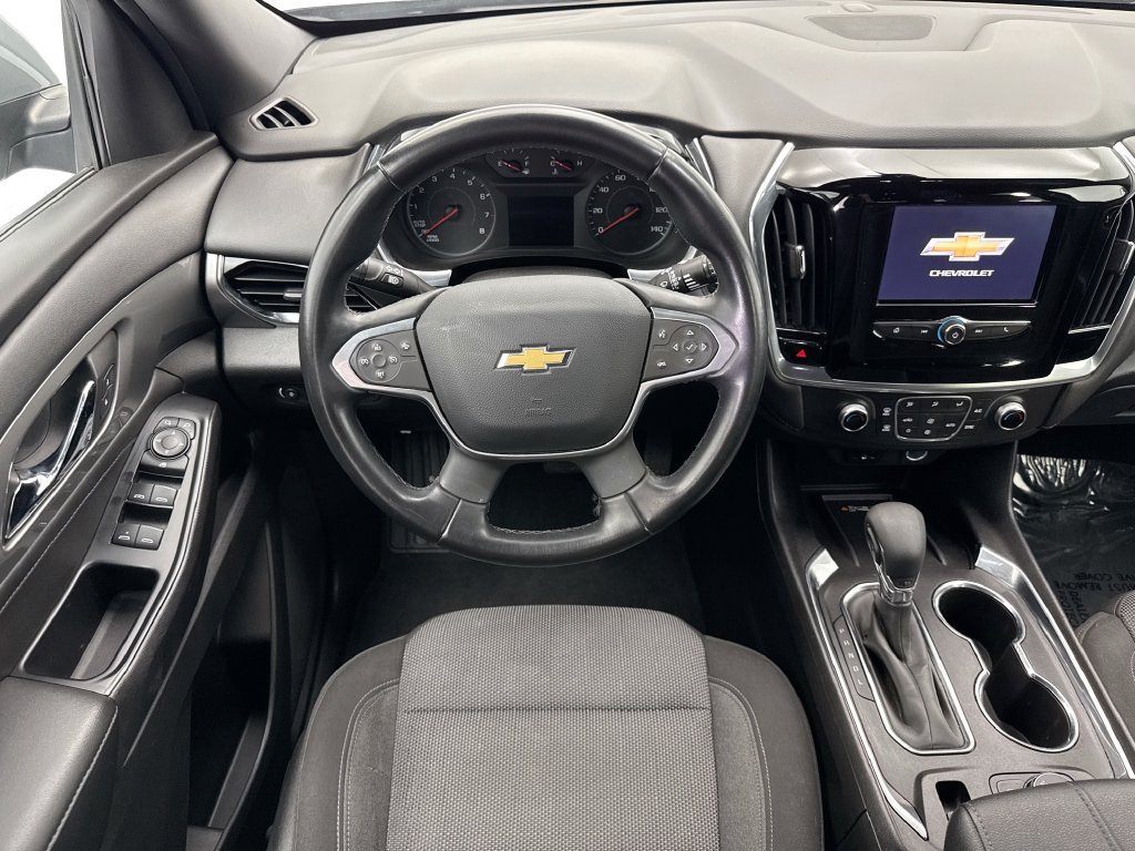 Used 2023 Chevrolet Traverse LT FWD image 10