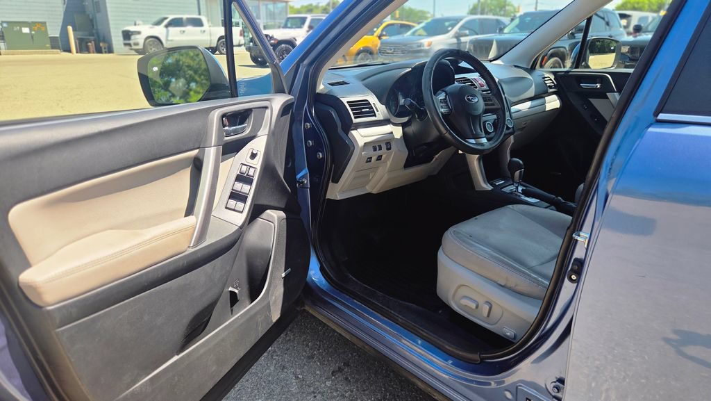 Used 2015 Subaru Forester 2.5i Limited w/ Protection Package #2 AWD/4WD image 11