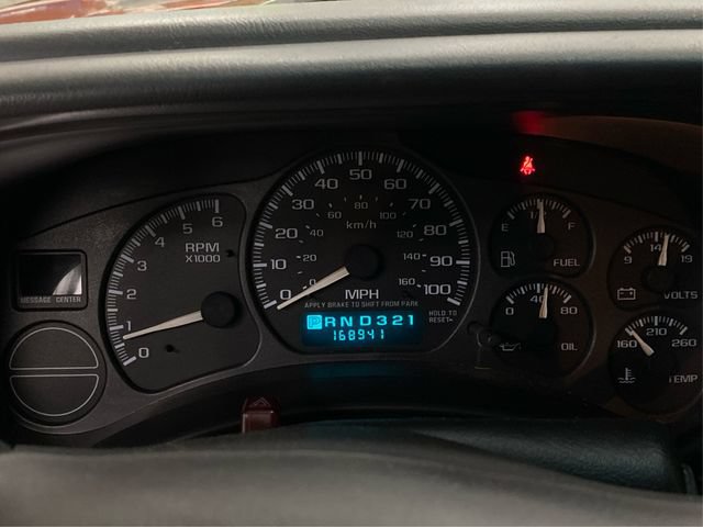 Used 2002 Chevrolet Avalanche 4x4 w/ Off-Road Suspension Pkg image 19