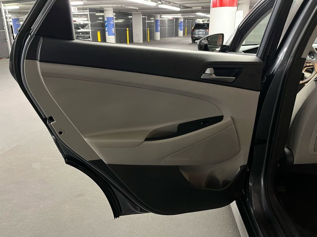 Used 2018 Hyundai Tucson SEL image 16
