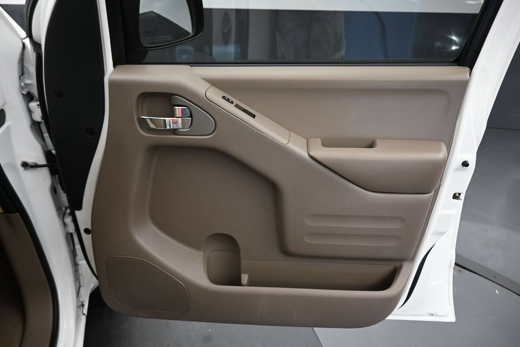 Used 2019 Nissan Frontier SV w/ Value Truck Package RWD image 36