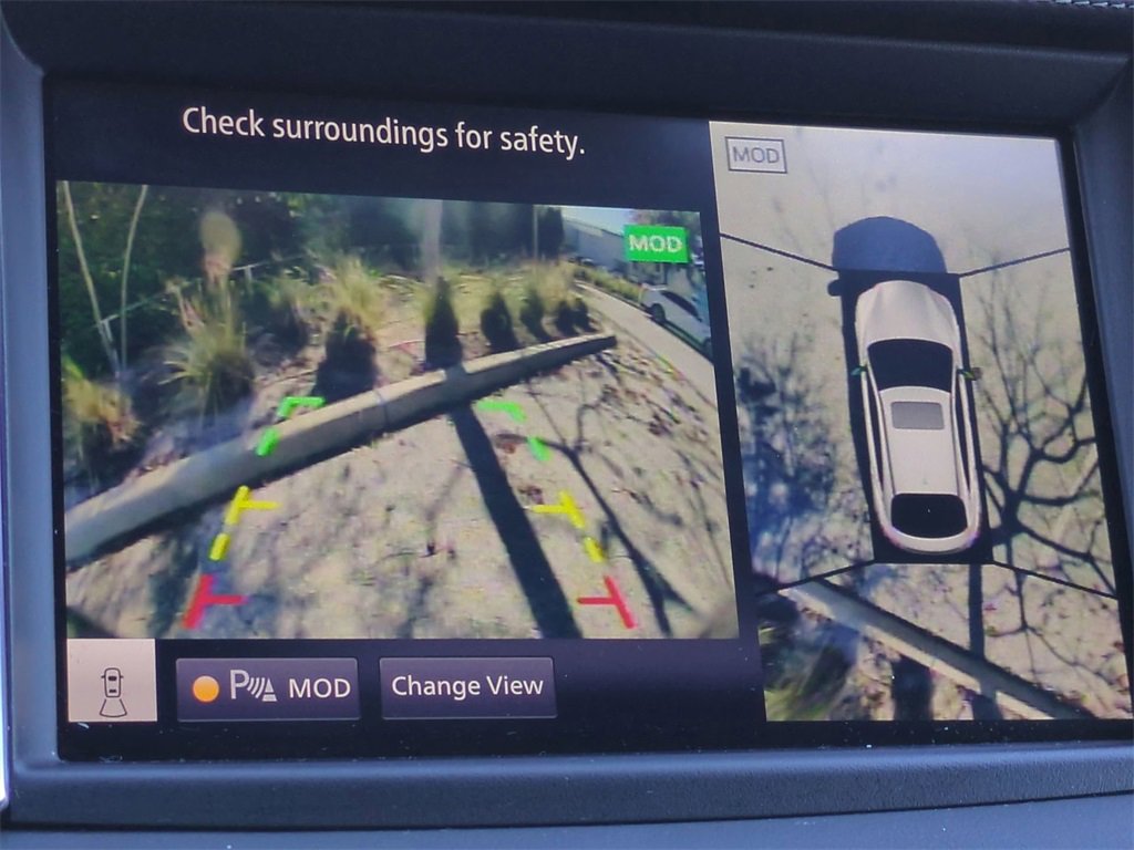 Used 2023 INFINITI QX55 Essential w/ Accent Package image 21