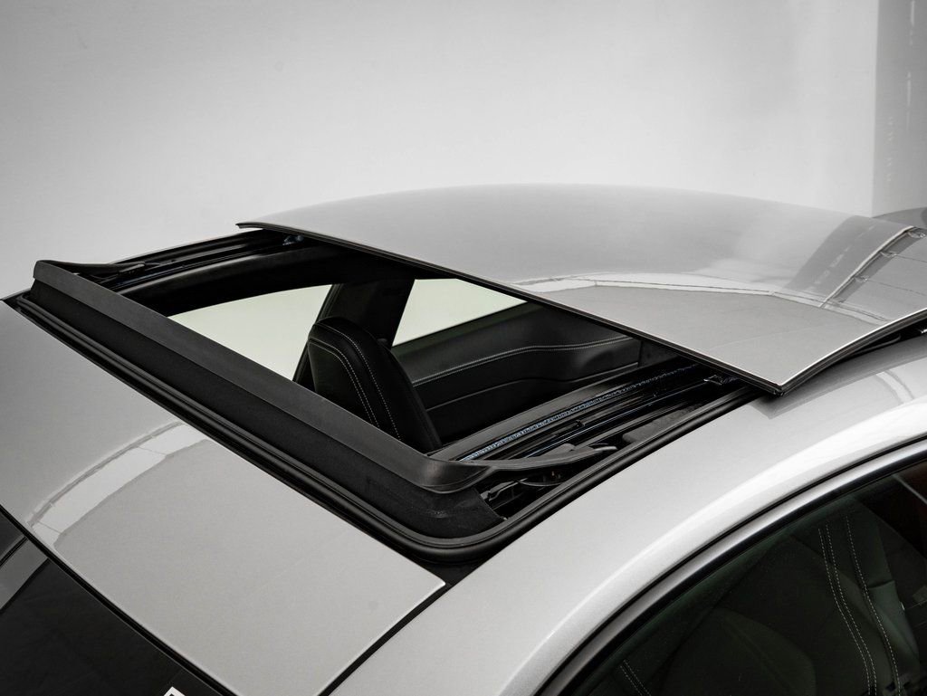 Certified 2025 Porsche 911 Carrera 4 GTS image 15