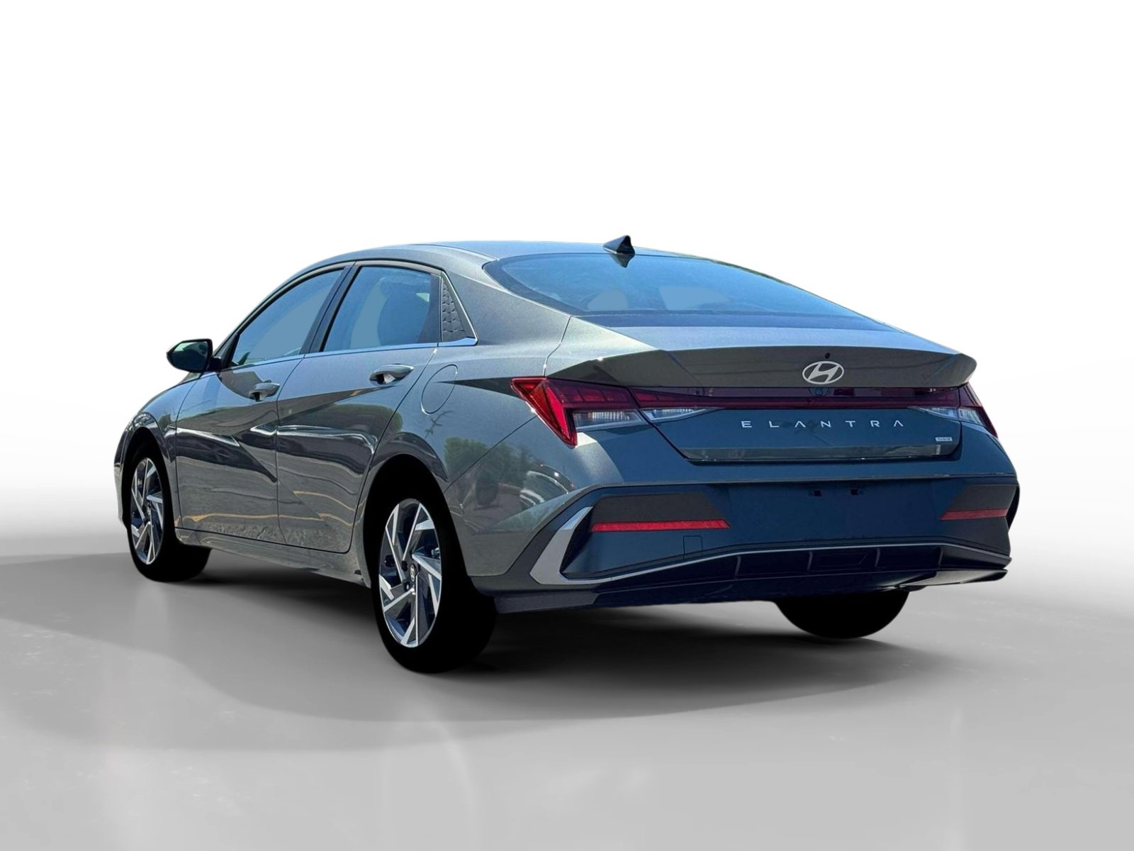 New 2026 Hyundai Elantra Limited FWD image 5