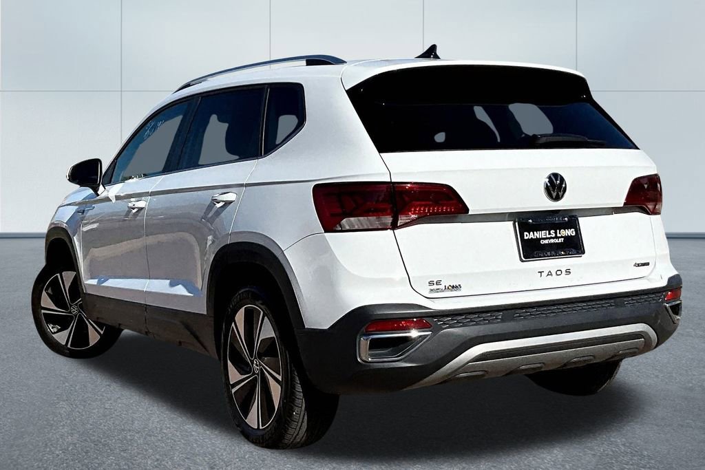 Used 2023 Volkswagen Taos SE image 12