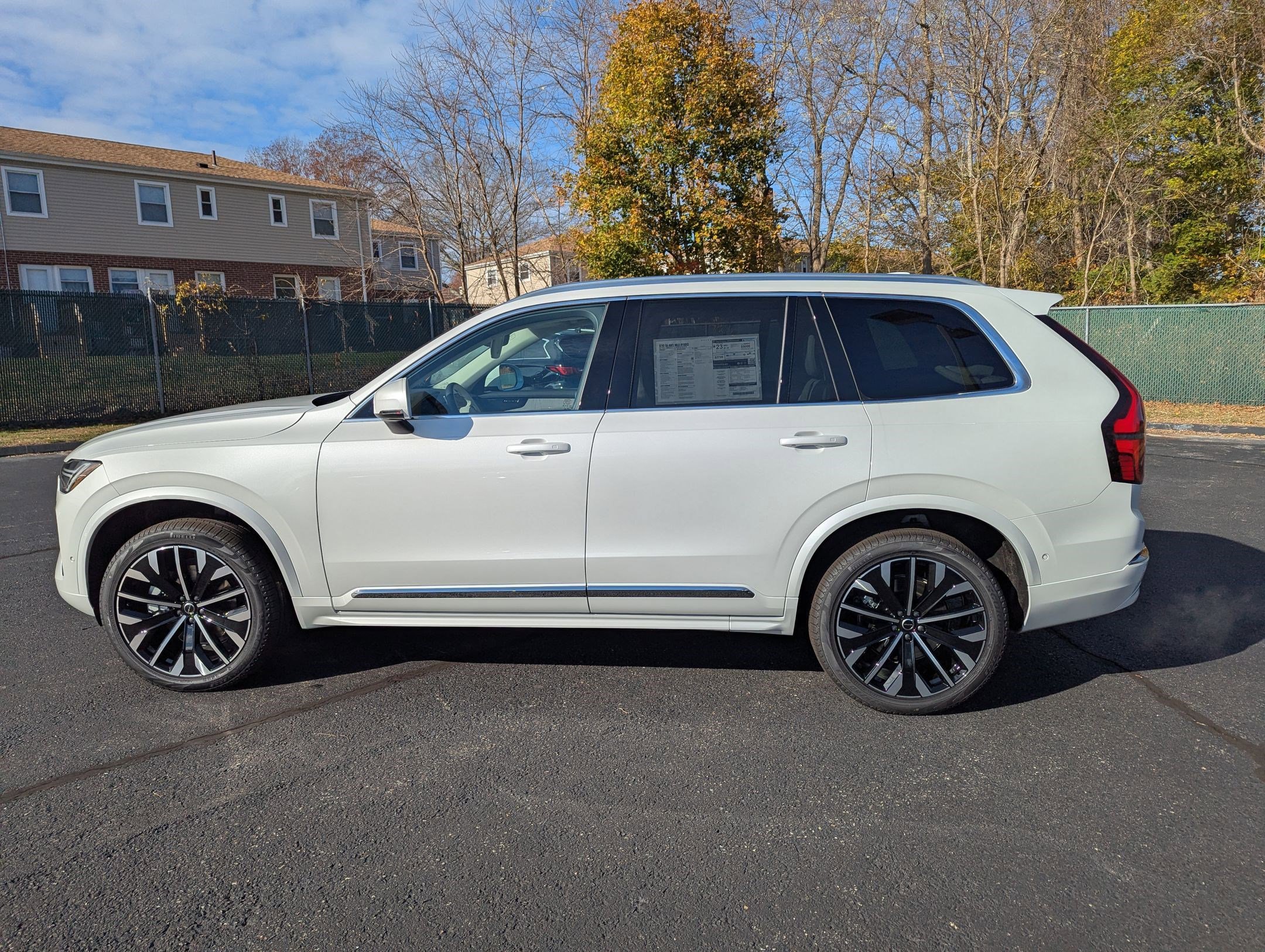 New 2026 Volvo XC90 B6 Ultra w/ Protection Package image 6
