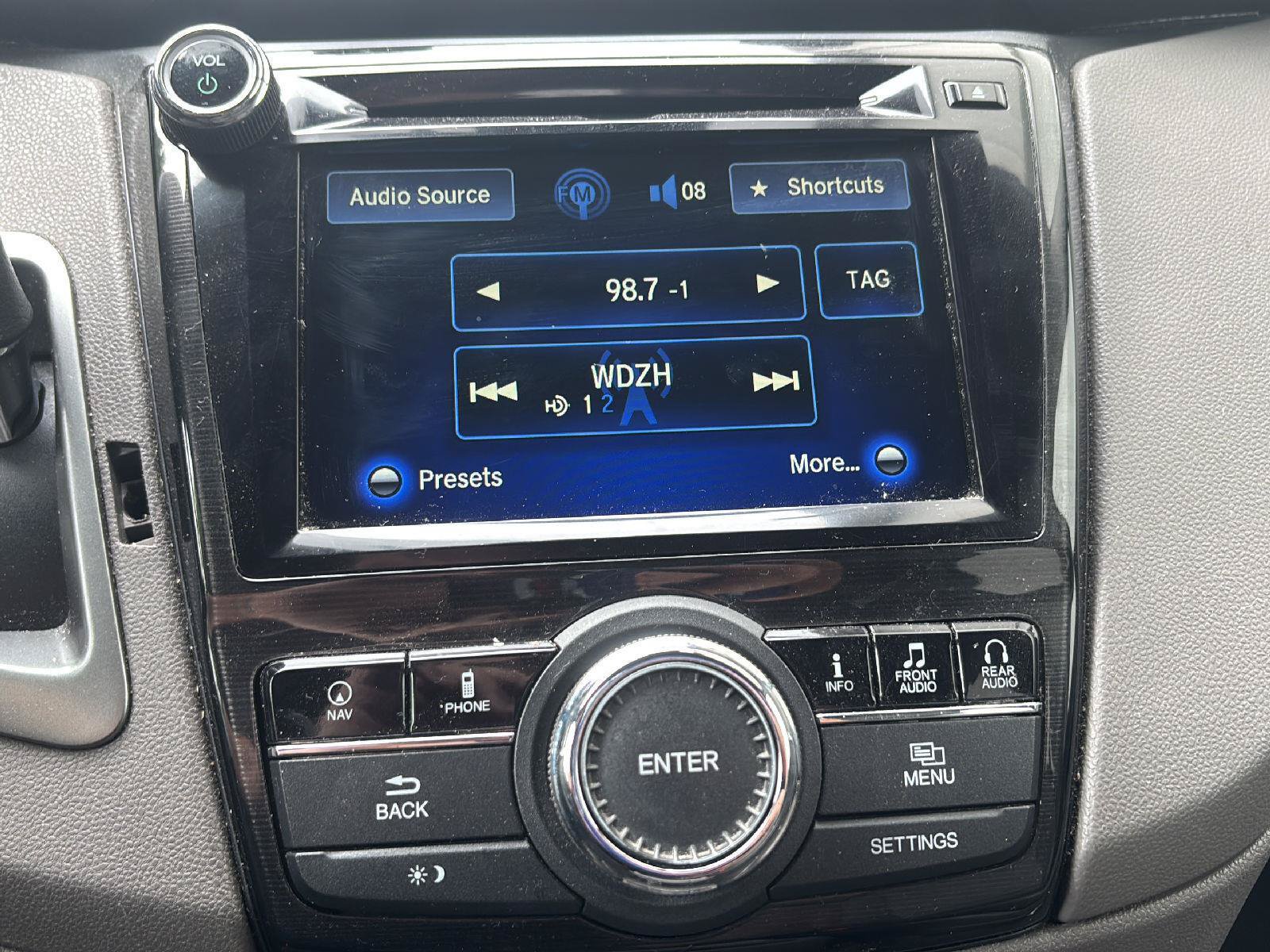 Used 2016 Honda Odyssey Touring Elite image 19