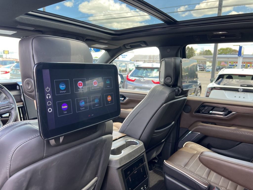 Used 2025 GMC Yukon Denali Ultimate AWD/4WD image 22