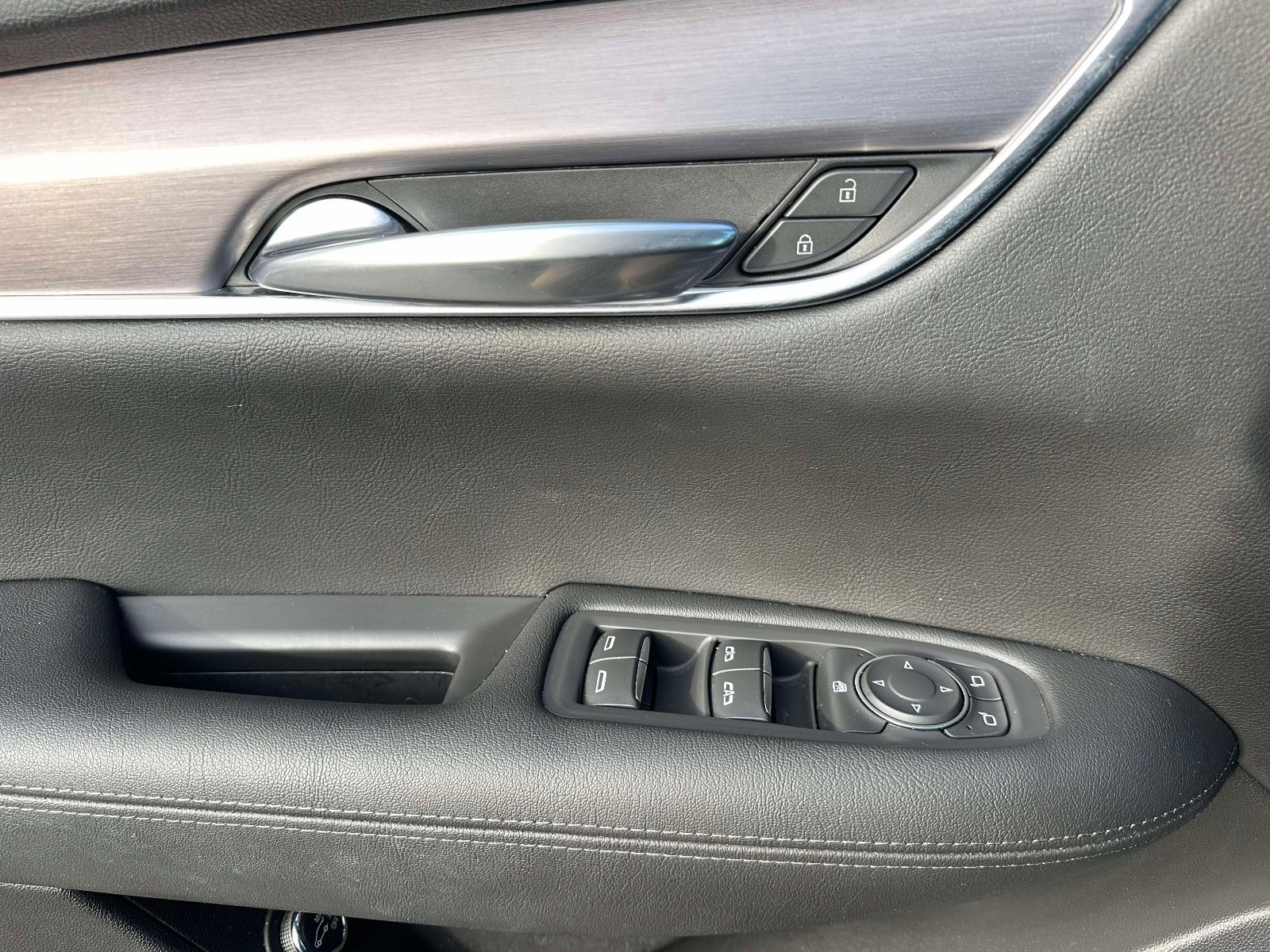 Used 2020 Cadillac XT5 Luxury image 21