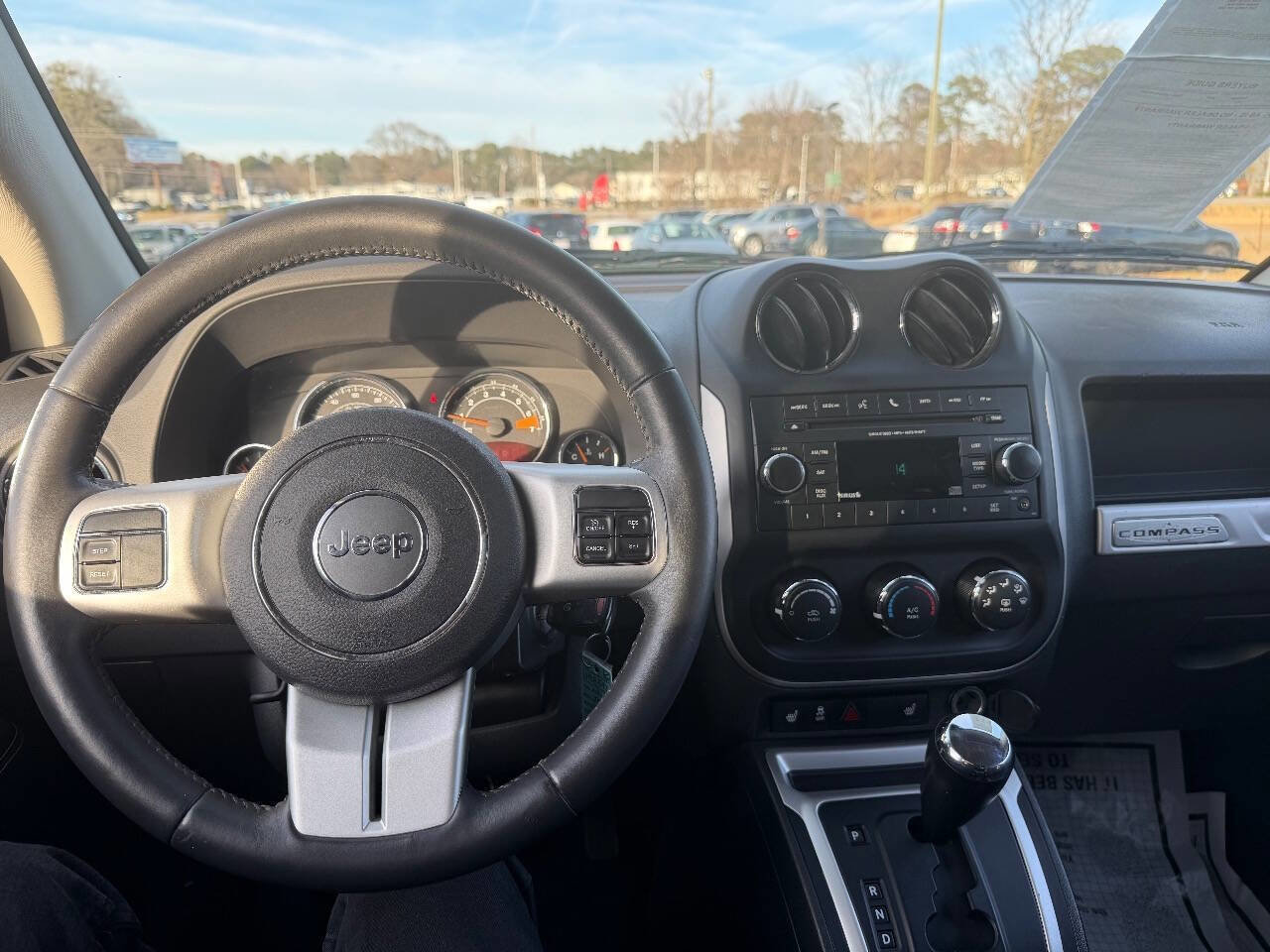 Used 2017 Jeep Compass Latitude image 19