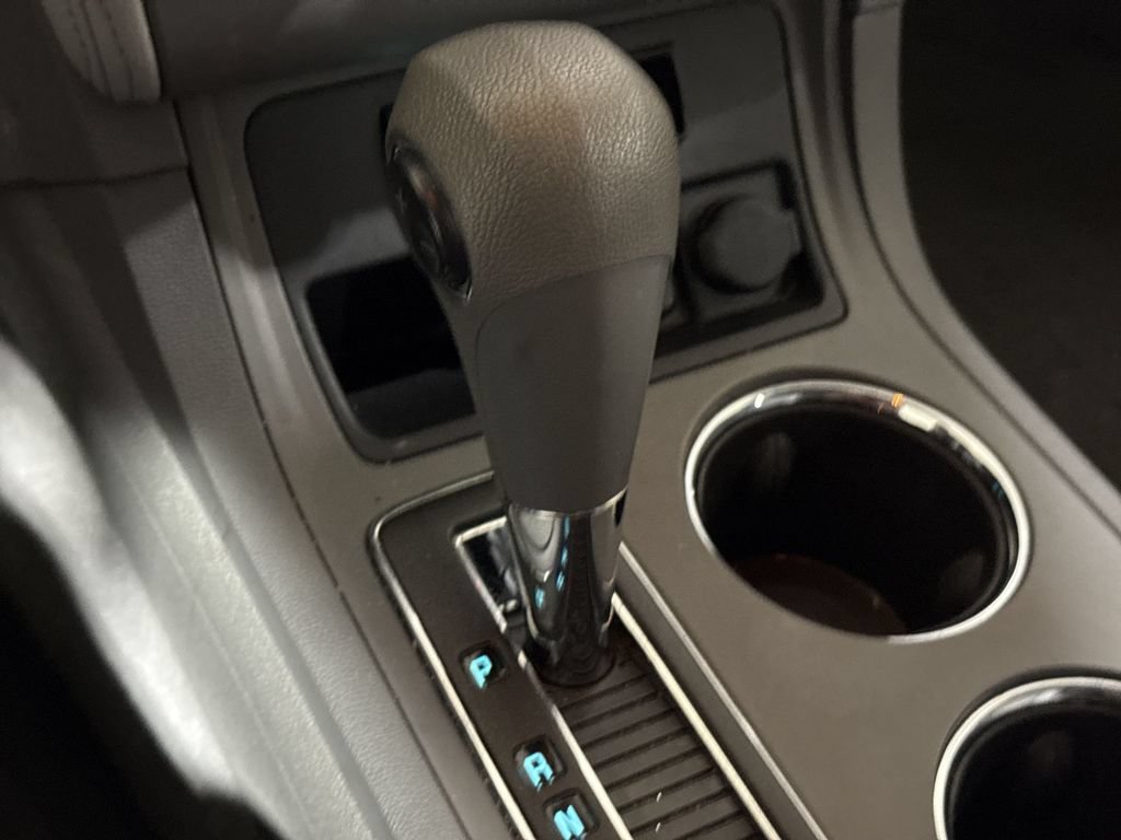 Used 2015 Chevrolet Traverse LS FWD image 17