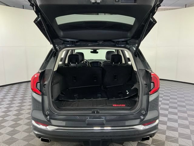 Used 2020 GMC Terrain Denali w/ LPO, Floor Liner Package FWD image 32