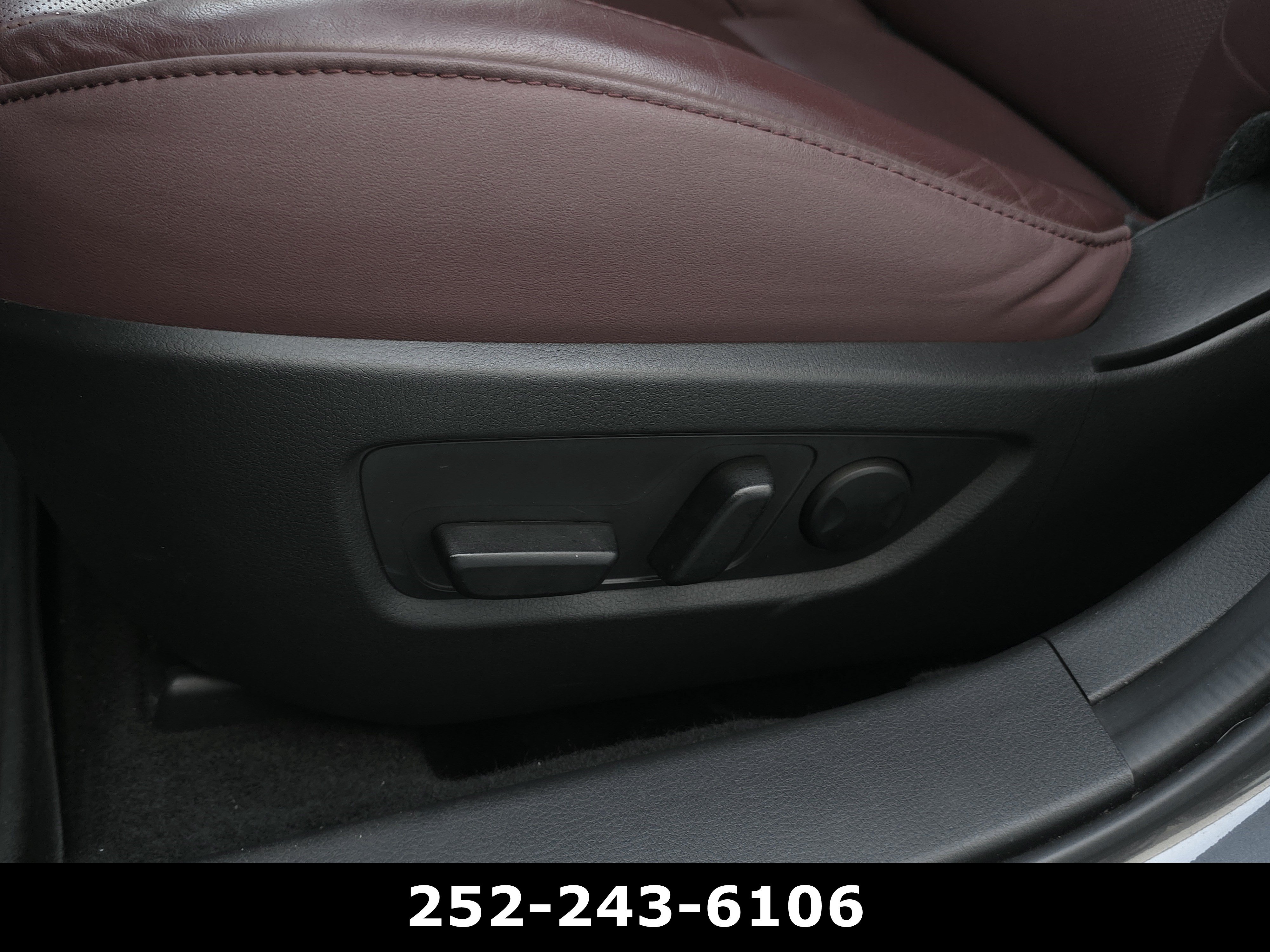 Used 2024 MAZDA CX-30 AWD 2.5 S w/ Preferred Package image 11