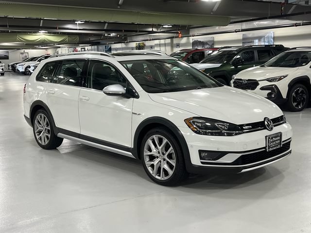 Used 2019 Volkswagen Golf Alltrack SE