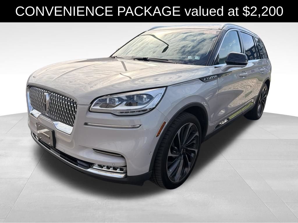 Used 2020 Lincoln Aviator Reserve w/ Equipment Group 202A AWD/4WD image 3