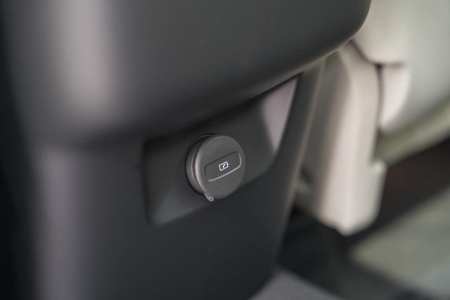 New 2027 Volvo XC90 B6 Ultra AWD/4WD image 34