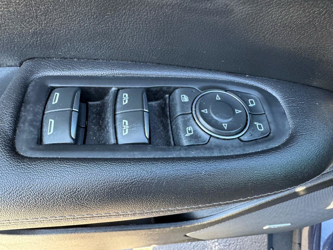 Used 2024 Cadillac XT5 Premium Luxury AWD/4WD image 15