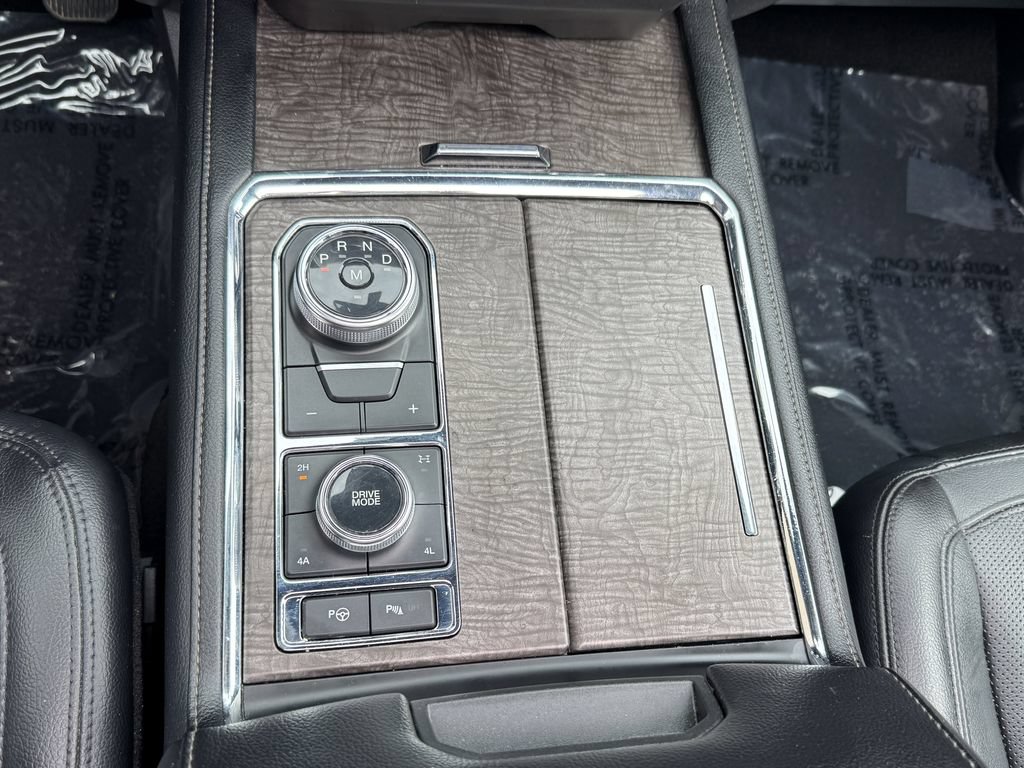 Used 2019 Ford Expedition Limited AWD/4WD image 30