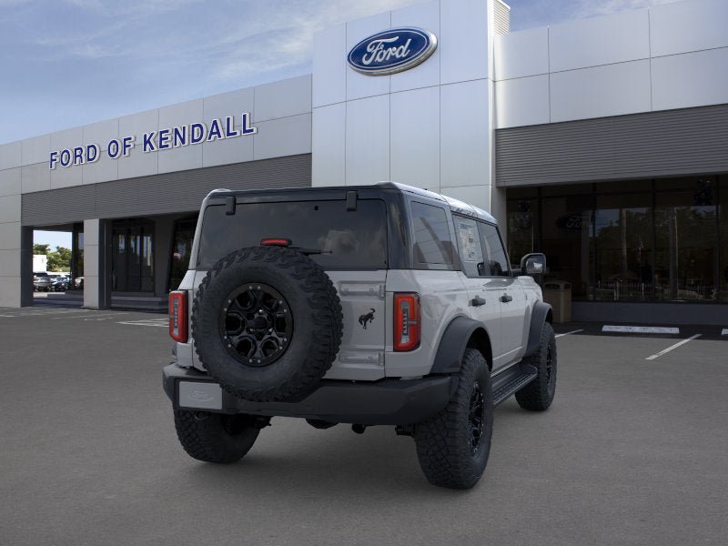 New 2026 Ford Bronco Outer Banks w/ Sasquatch Package AWD/4WD image 8