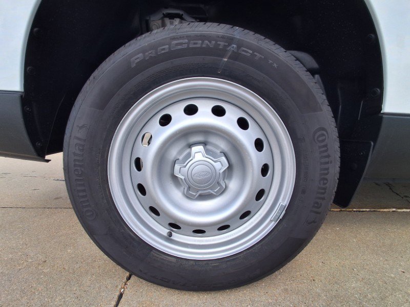 Used 2025 Ford Maverick XL w/ Equipment Group 101A image 20