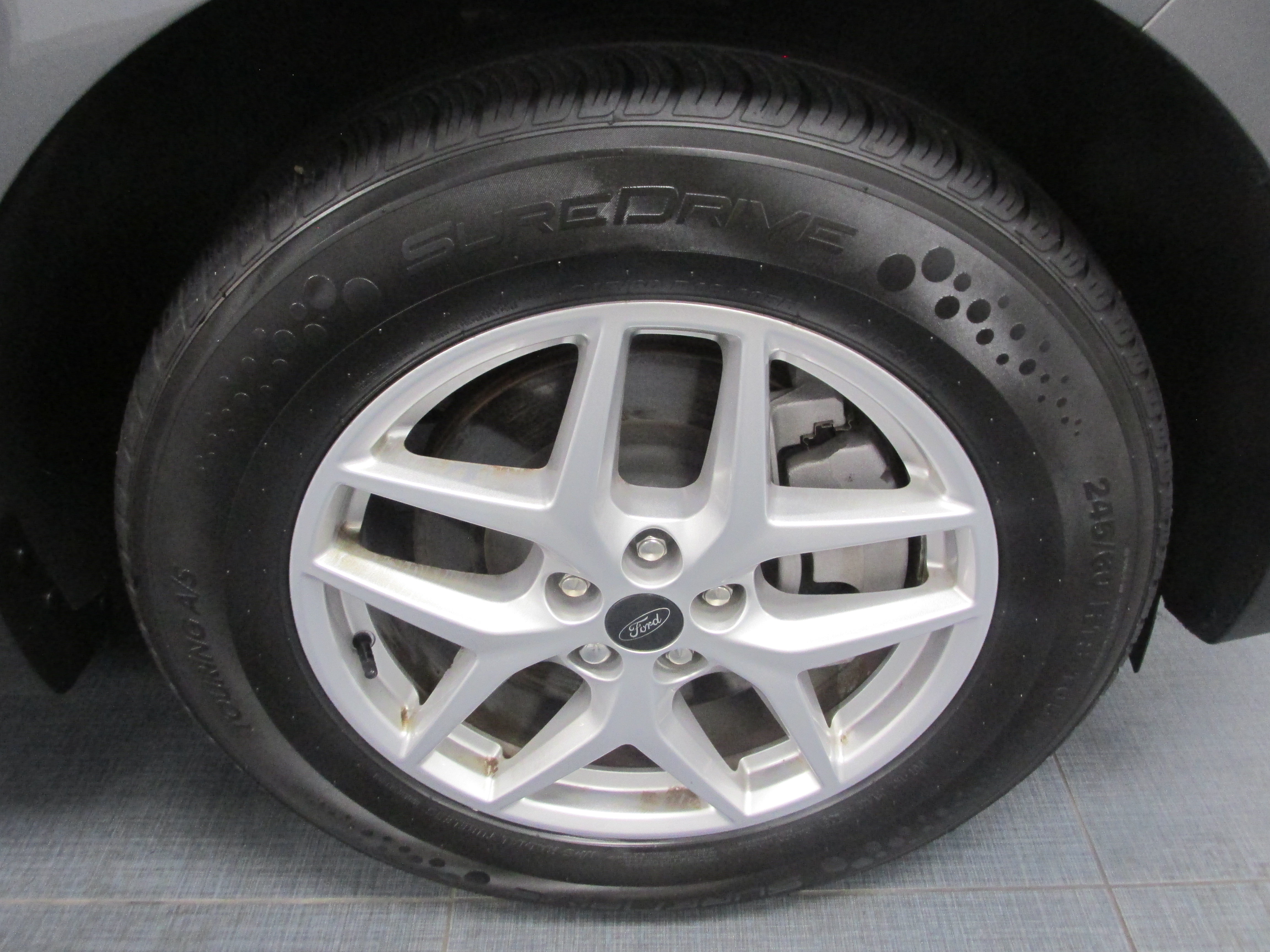 Used 2024 Ford Edge SEL AWD/4WD image 15